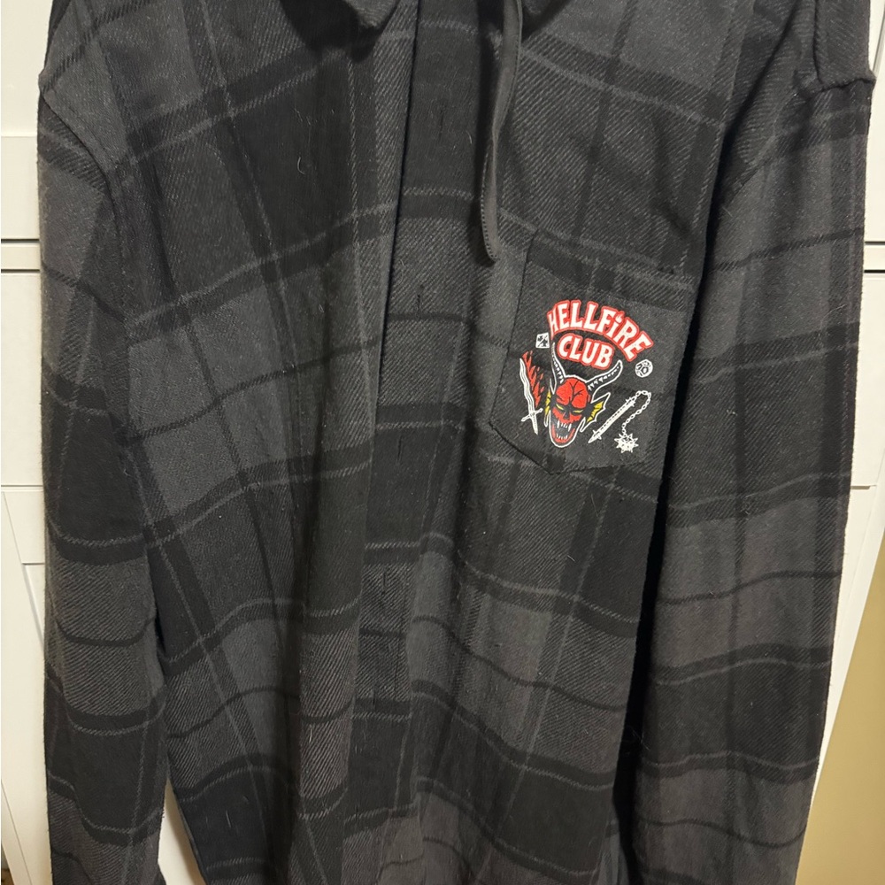 Mens XL stranger things Hellfire club graphic hooded sweatshirt
